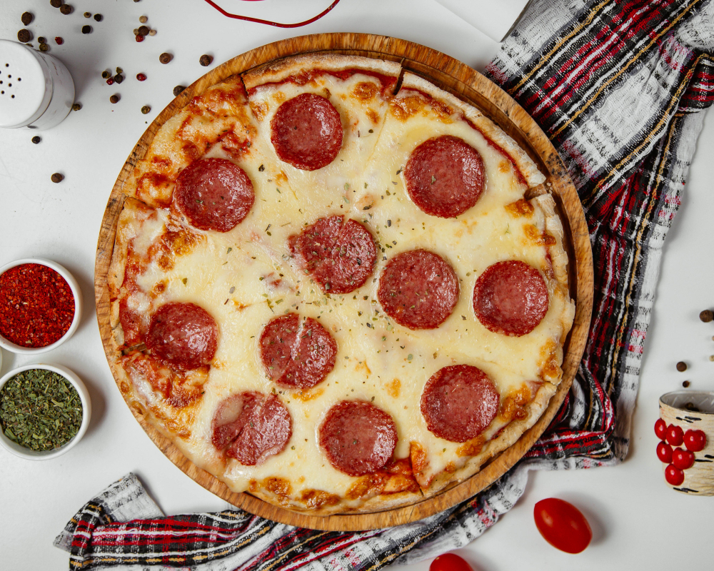 Pizza Salami-Funghi